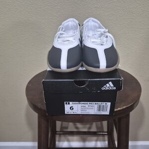 Adidas Taekwondo Mei Ballet Women's Shoes JR7031 Size 6